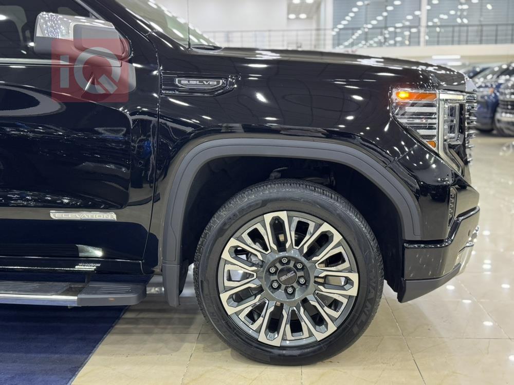 GMC Sierra
